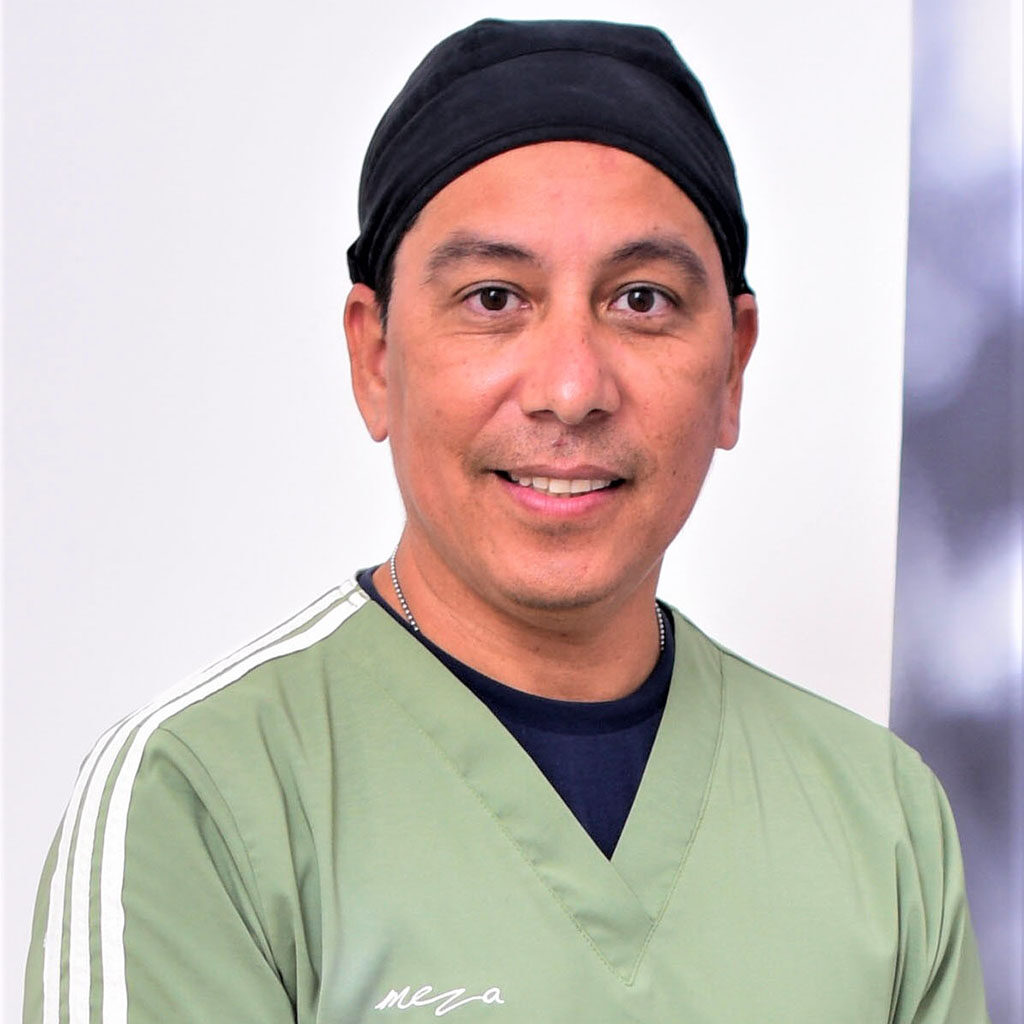 Dr Mauricio Peña - Cancun Dentist